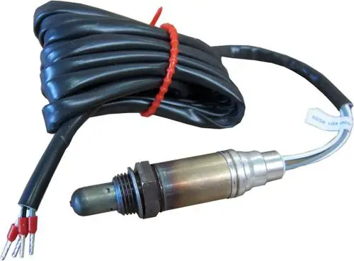 Lambdasonde von Bosch mit Anschlusskabel. Der Sensor hat eine metallische Oberfläche und mehrere freiliegende Drähte zur Verbindung.